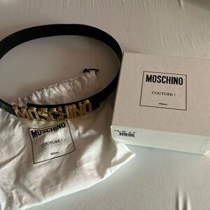 Moschino leather women’s belt